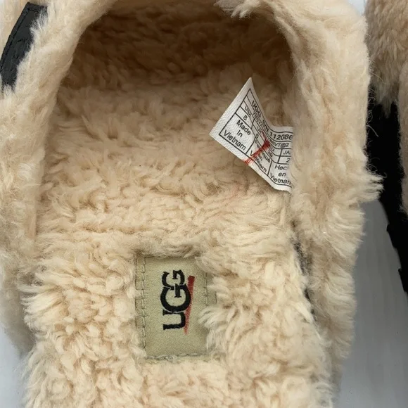 UGG Fuzz Yeah Cross Natural Black Women's Slides - Picture 5 of 7